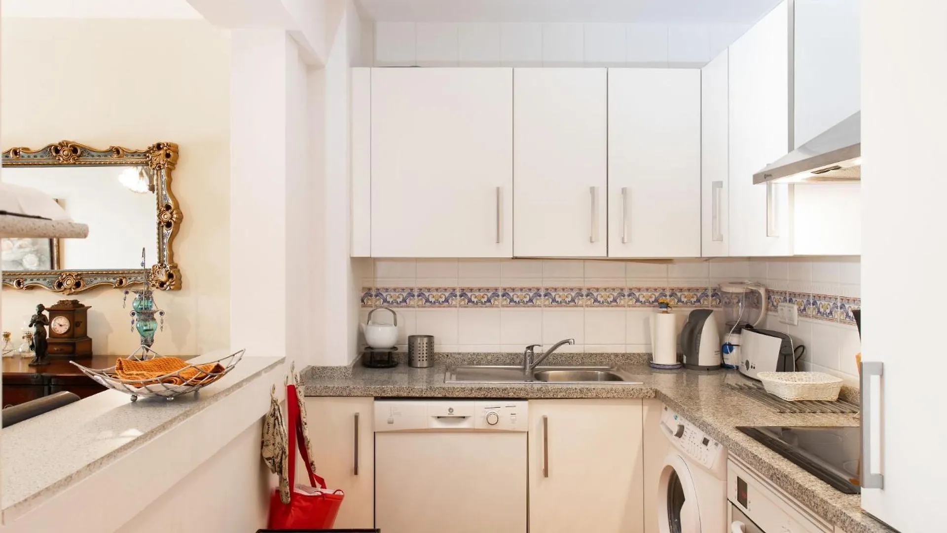 Apartment Lily By Interhome Torrox