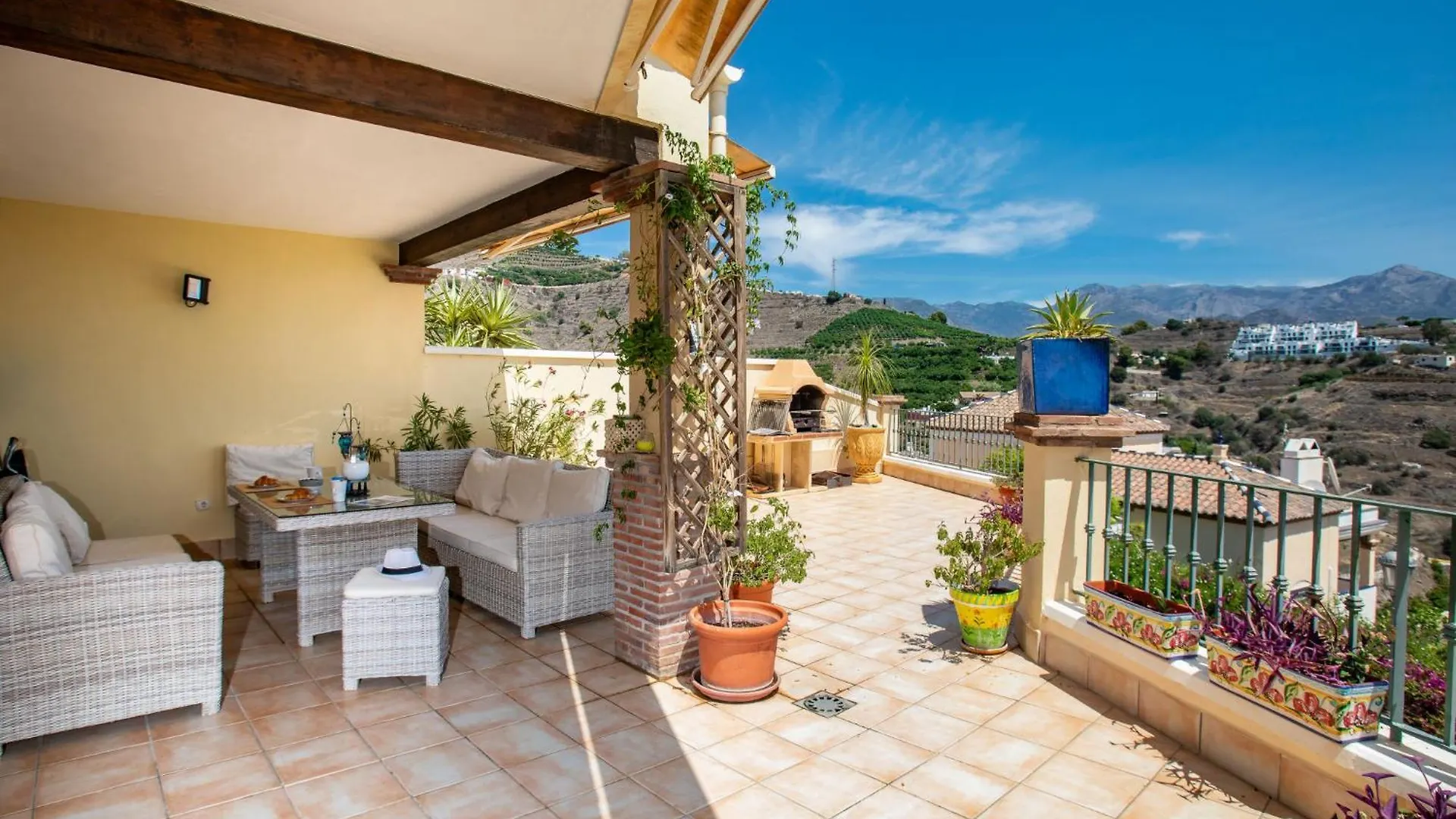 Apartment Lily By Interhome Torrox