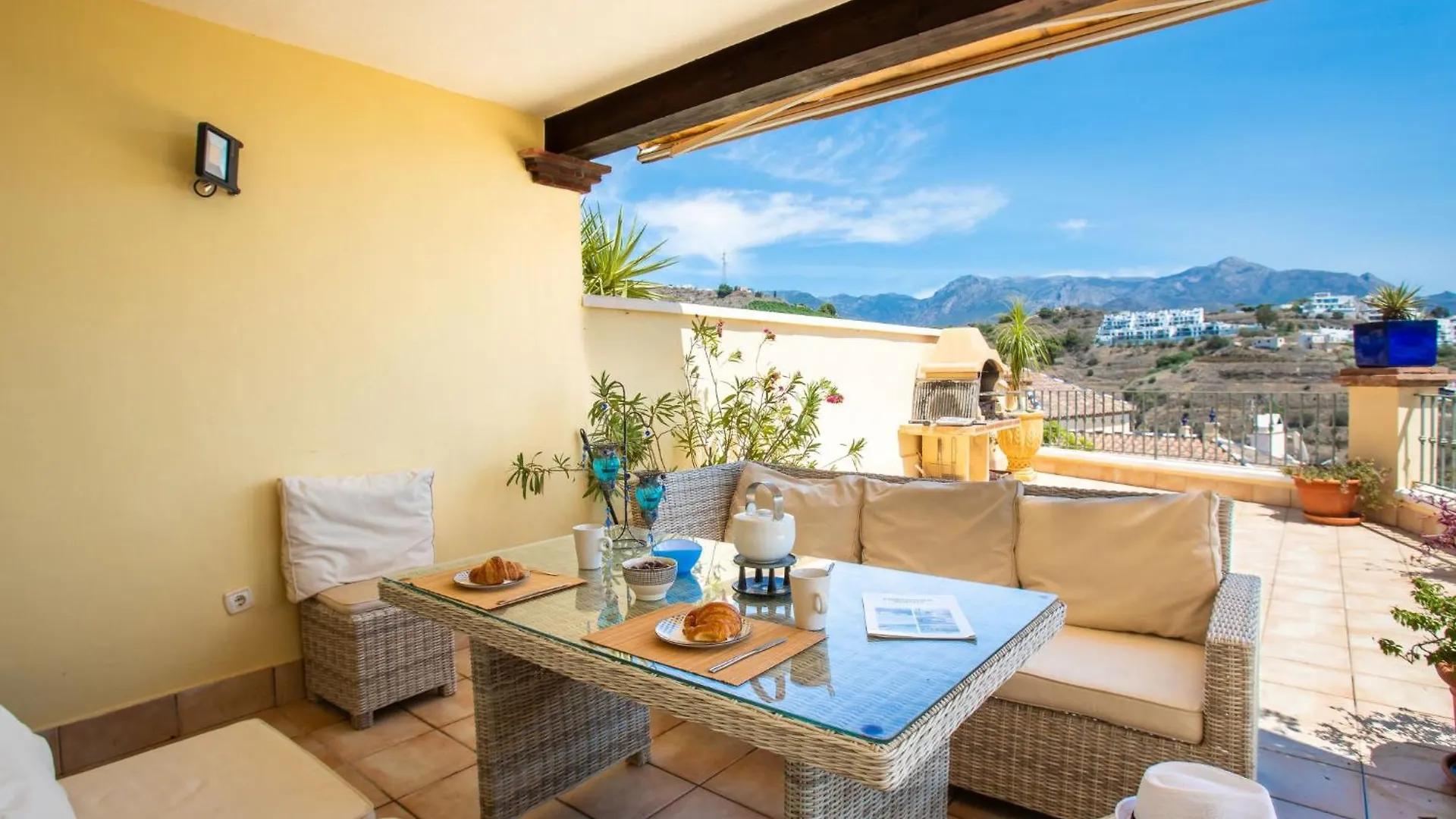 Apartment Lily By Interhome Torrox